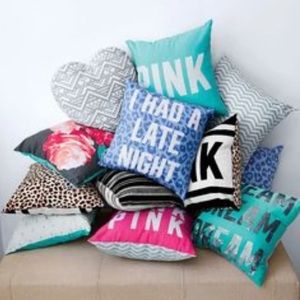 VHTF • RARE BLUE CHEETAH VS PINK THROW PILLOW